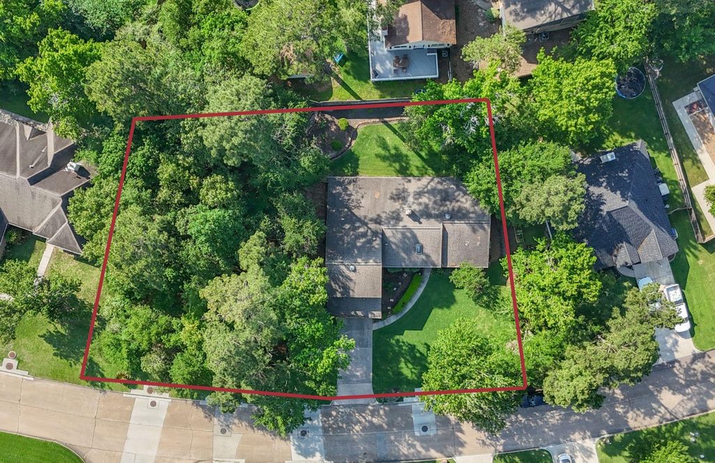 11918 Thoreau Drive, Montgomery, TX 77356