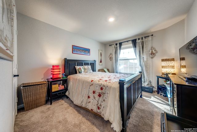 11934 CHIPPER LNDG, San Antonio, TX 78221