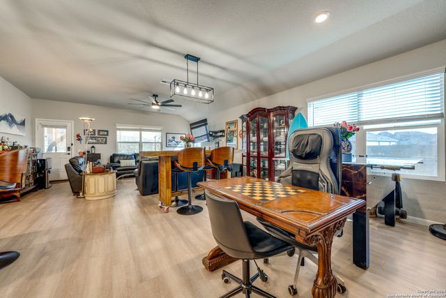11934 CHIPPER LNDG, San Antonio, TX 78221