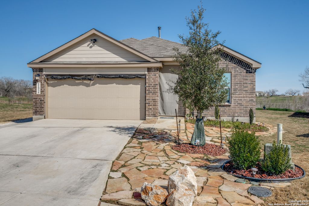 11934 CHIPPER LNDG, San Antonio, TX 78221