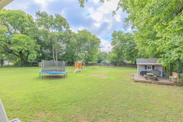 11671 Walker Road, Soddy Daisy, TN 37379