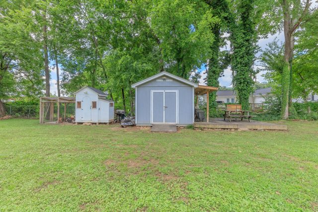 11671 Walker Road, Soddy Daisy, TN 37379