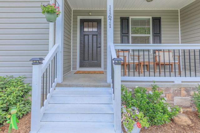 11671 Walker Road, Soddy Daisy, TN 37379