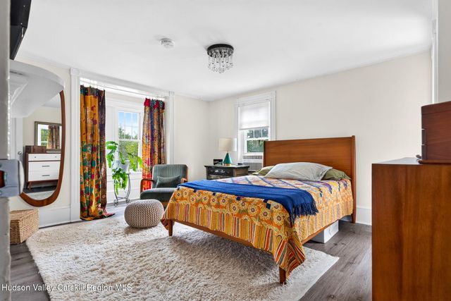823 First Avenue, Kingston, NY 12401