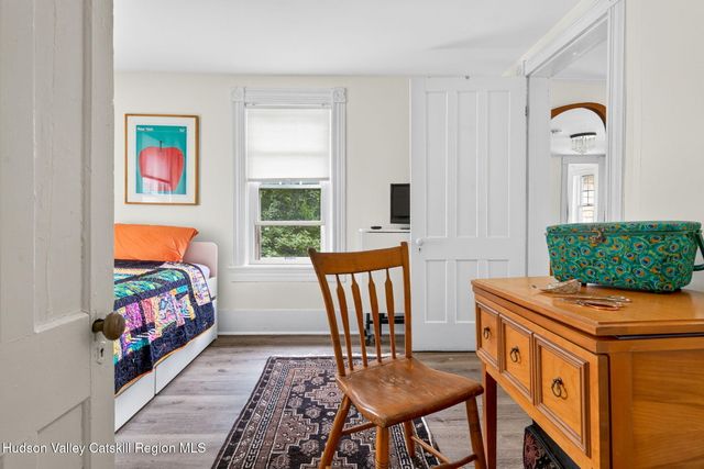 823 First Avenue, Kingston, NY 12401