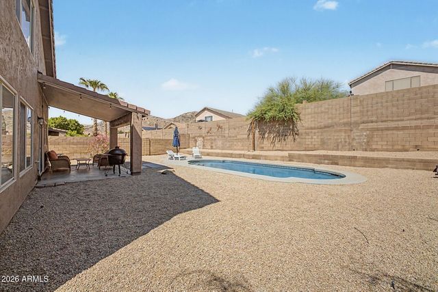 1760 W MUIRWOOD Drive, Phoenix, AZ 85045
