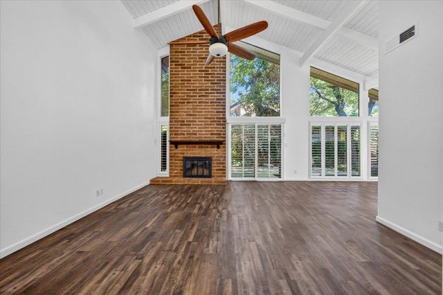 5564 N El Adobe Drive, Fresno, CA 93711