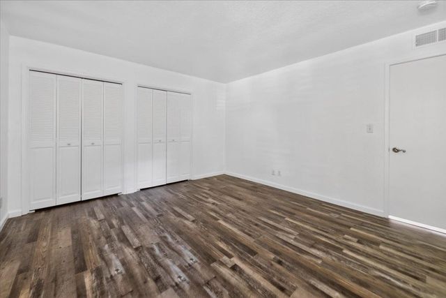 5564 N El Adobe Drive, Fresno, CA 93711