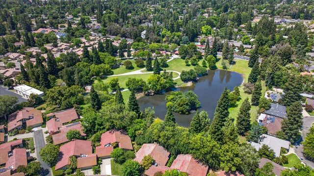 5564 N El Adobe Drive, Fresno, CA 93711