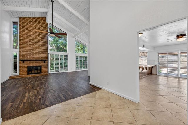 5564 N El Adobe Drive, Fresno, CA 93711