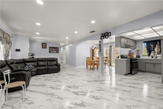 9164 Quincy Avenue, Hesperia, CA 92345