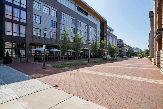 129 Walnut Street Unit 214, Chattanooga, TN 37403