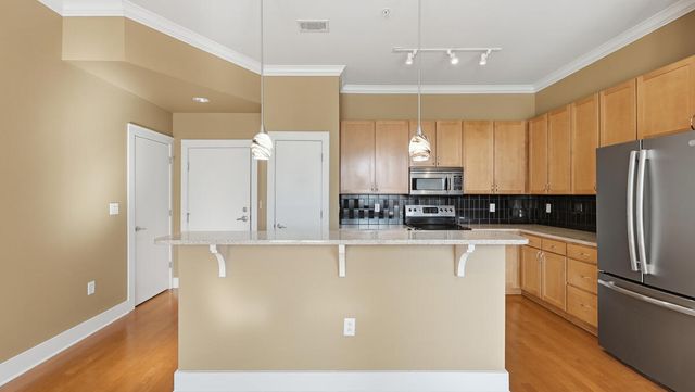 129 Walnut Street Unit 214, Chattanooga, TN 37403