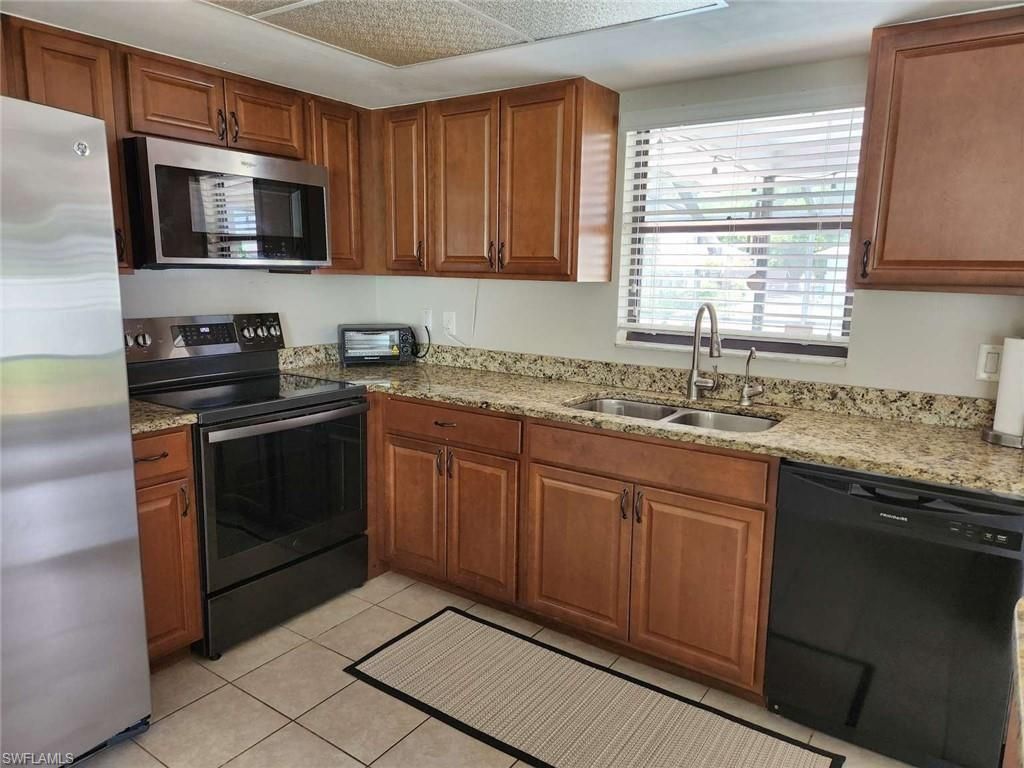 1224 SE 22nd PL, CAPE CORAL, FL 33990 — photo 5