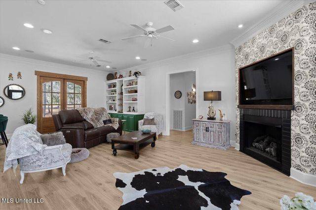 14301 Wolf Run Boulevard, Gulfport, MS 39503