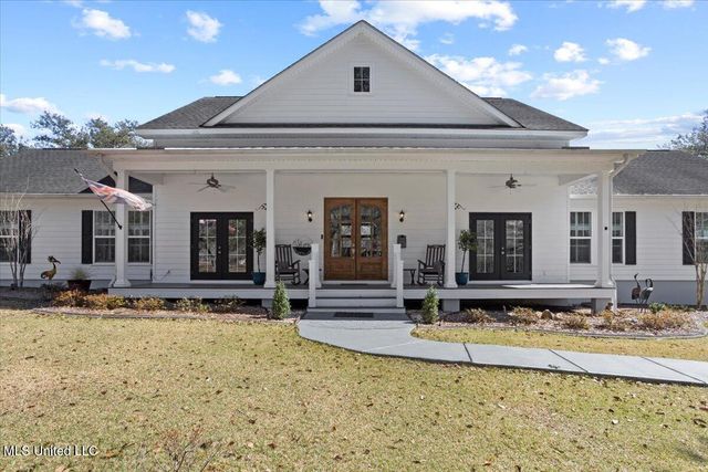 14301 Wolf Run Boulevard, Gulfport, MS 39503