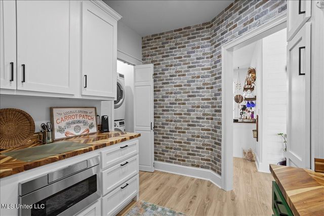 14301 Wolf Run Boulevard, Gulfport, MS 39503