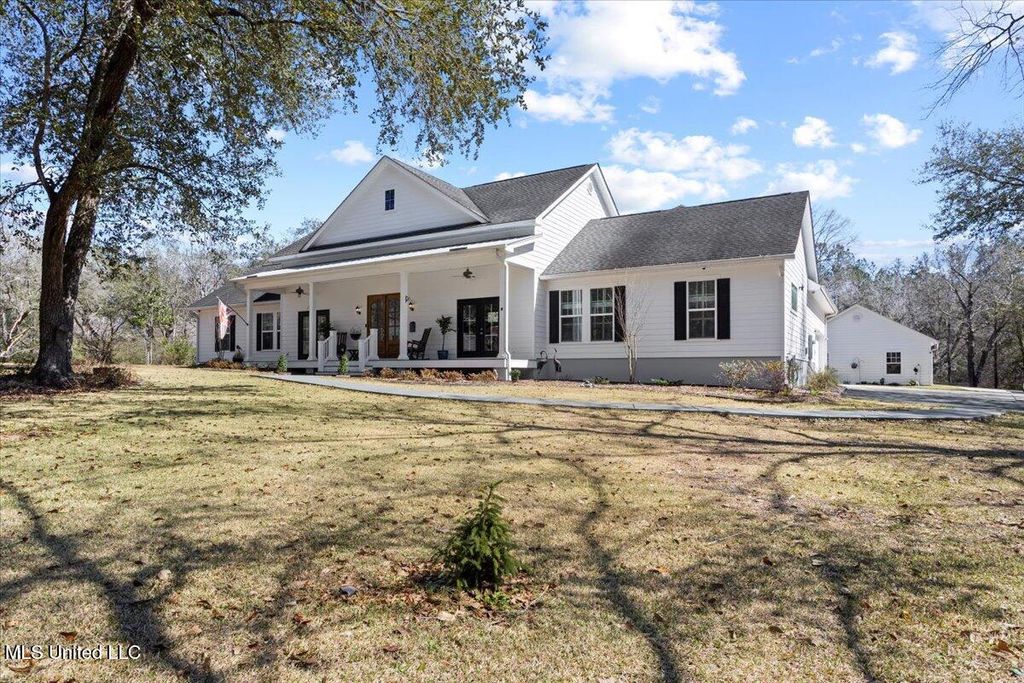 14301 Wolf Run Boulevard, Gulfport, MS 39503