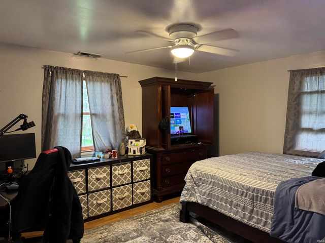 3011 E Kendall Lane, Muncie, IN 47303