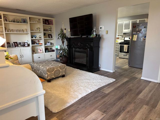 3011 E Kendall Lane, Muncie, IN 47303