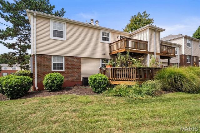 1614 Thrush Terrace, St Louis, MO 63144