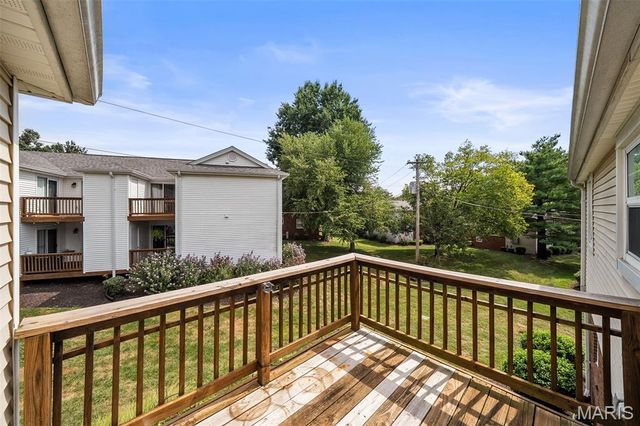 1614 Thrush Terrace, St Louis, MO 63144