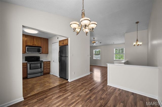 1614 Thrush Terrace, St Louis, MO 63144