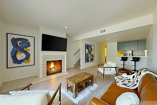 8642 Fredericksburg Rd Apt 106, San Antonio, TX 78240