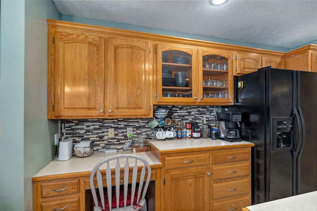 1220 E Charles Street, Republic, MO 65738