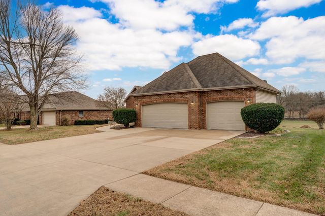 1220 E Charles Street, Republic, MO 65738