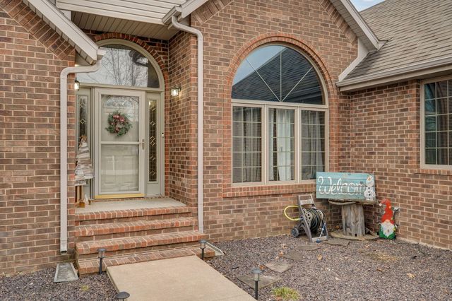 1220 E Charles Street, Republic, MO 65738