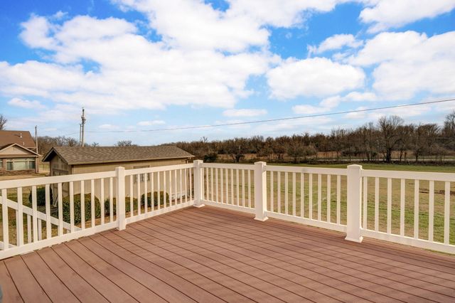 1220 E Charles Street, Republic, MO 65738