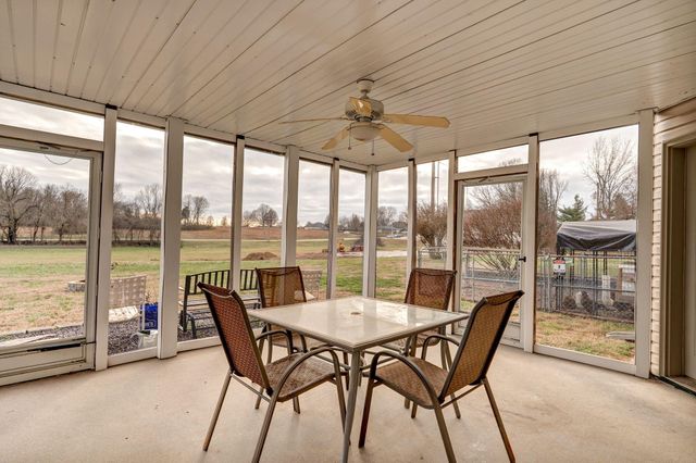 1220 E Charles Street, Republic, MO 65738