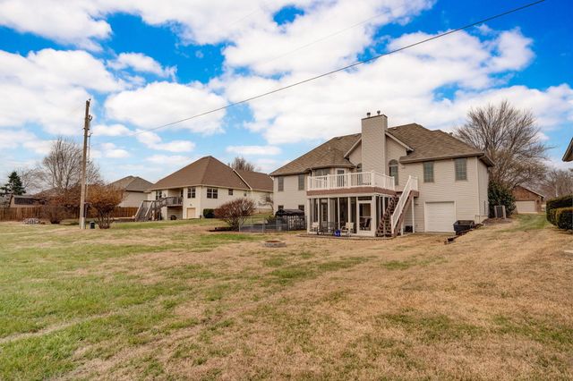 1220 E Charles Street, Republic, MO 65738