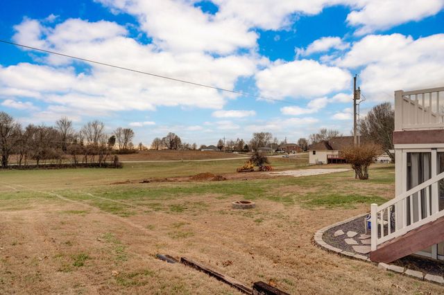 1220 E Charles Street, Republic, MO 65738