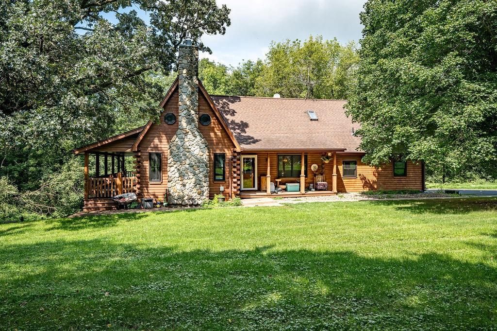 N4848 1110th Street, Prescott, WI 54021