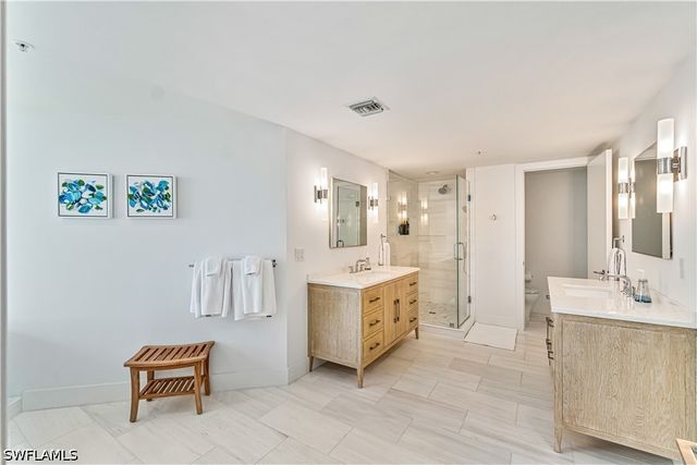4021 Gulf Shore BLVD N 702, Naples, FL 34103