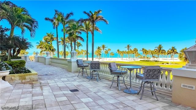4021 Gulf Shore BLVD N 702, Naples, FL 34103