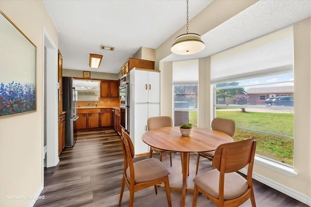 5314 Ridgewood Court, Corpus Christi, TX 78413