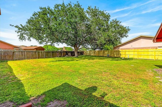 5314 Ridgewood Court, Corpus Christi, TX 78413