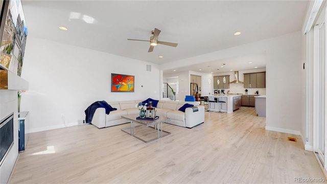 27615 E Geddes Place, Aurora, CO 80016