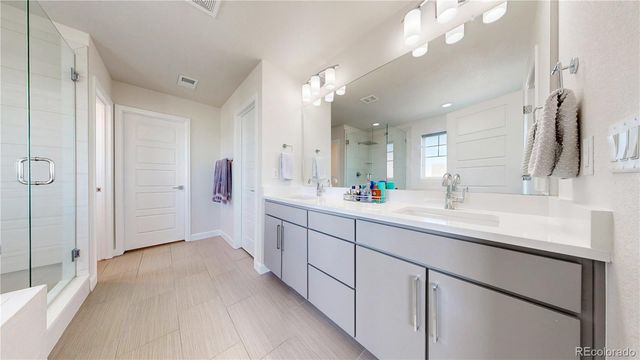 27615 E Geddes Place, Aurora, CO 80016