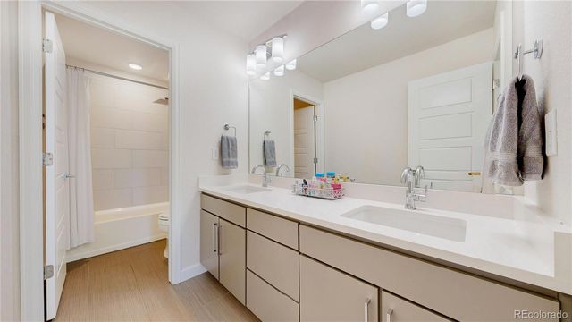 27615 E Geddes Place, Aurora, CO 80016