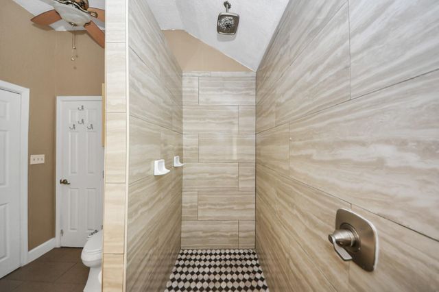 204 Audubon Woods Court, Richwood, TX 77531