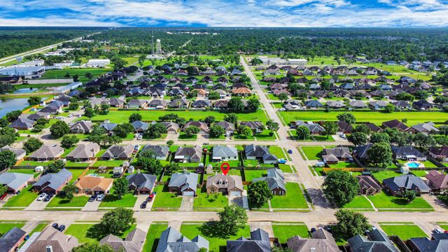 204 Audubon Woods Court, Richwood, TX 77531