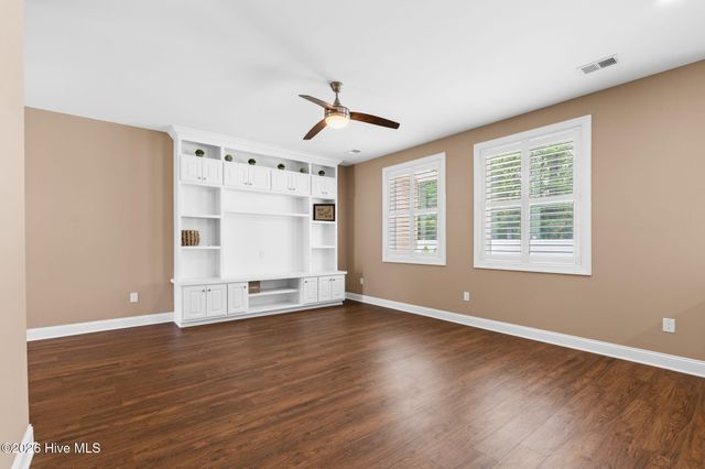 676 Boundary Loop Road NW, Calabash, NC 28467