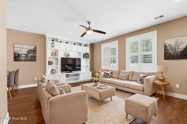 676 Boundary Loop Road NW, Calabash, NC 28467