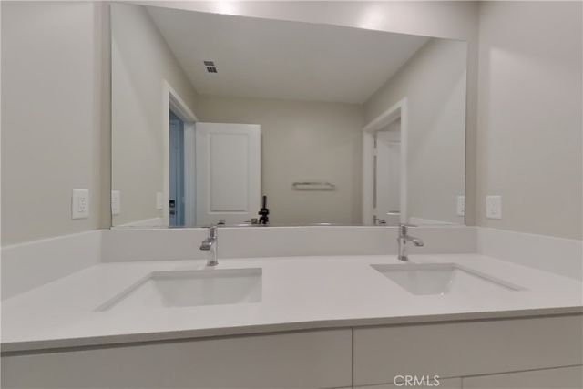 1704 Taylor Avenue, Corona, CA 92882
