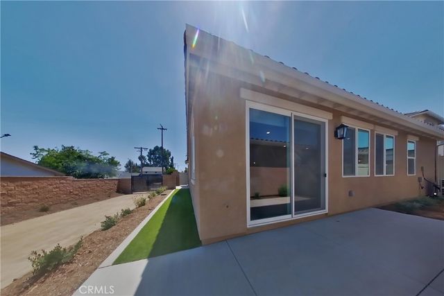 1704 Taylor Avenue, Corona, CA 92882