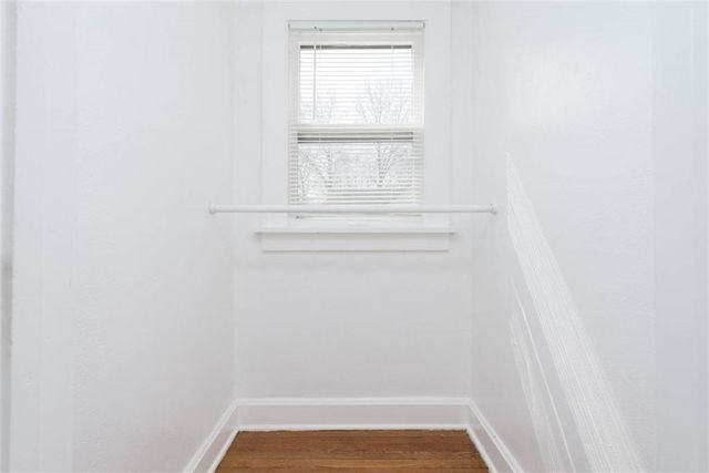 6914 Metcalf Avenue, Overland Park, KS 66204